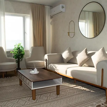 Luxe Ay37 Apartment